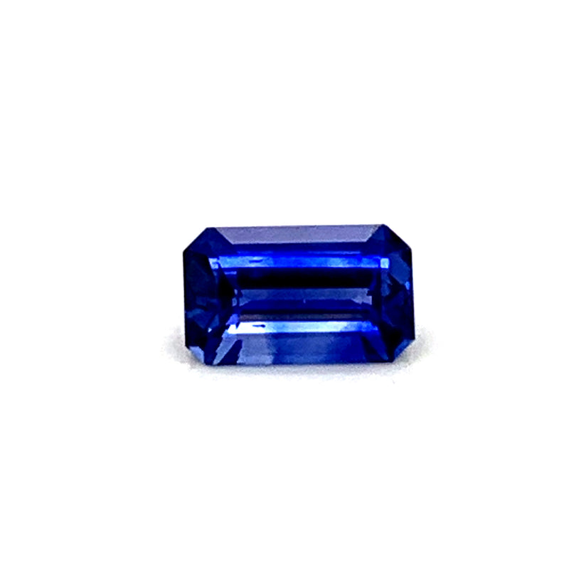 Royal Blue Sapphire - 3.01 carats Origin: Sri Lanka (Ceylon)