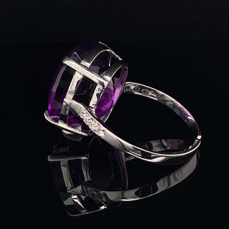 Amethyst and White Sapphire 18k White Gold Ring