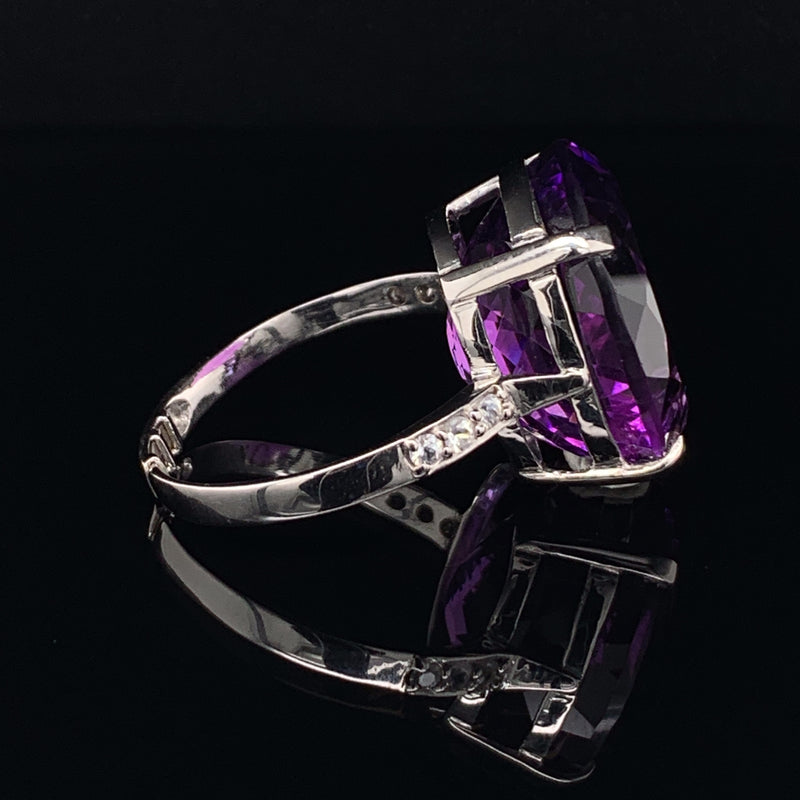Amethyst and White Sapphire 18k White Gold Ring