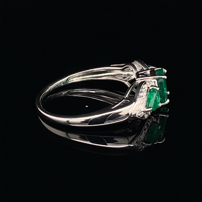 Emerald Set In With Diamonds 925 Silver Ring