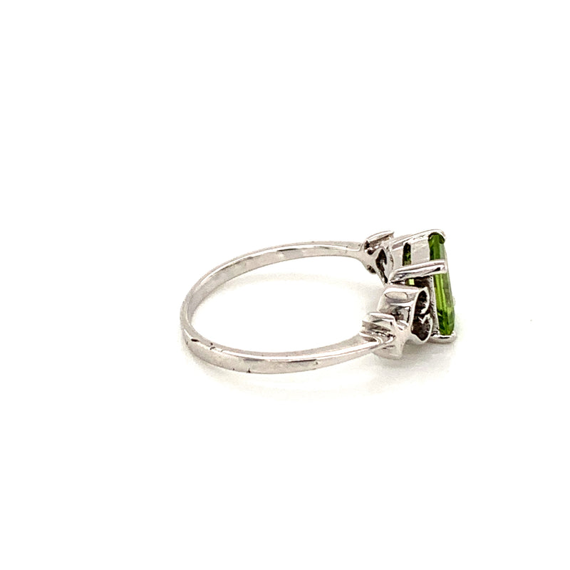 Peridot 925 Silver Ring