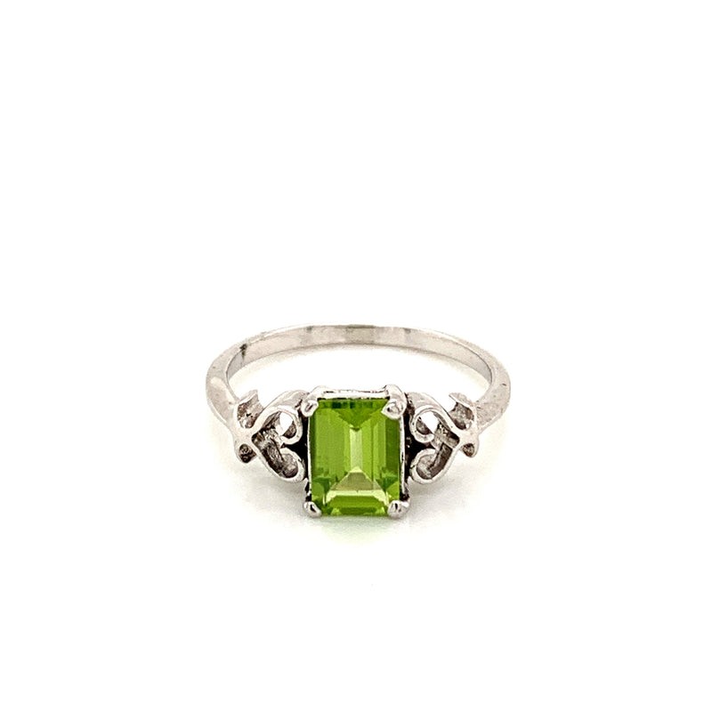 Peridot 925 Silver Ring